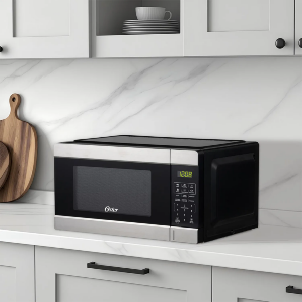 Horno Microondas Oster de 25L con Panel Digital y Acabado Silver - POGGM3901M - Imagen 2