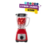 Licuadora Oster BLSTKAG-RRD-053 roja con vaso de vidrio lleno de fresas en oferta Cyber Jared